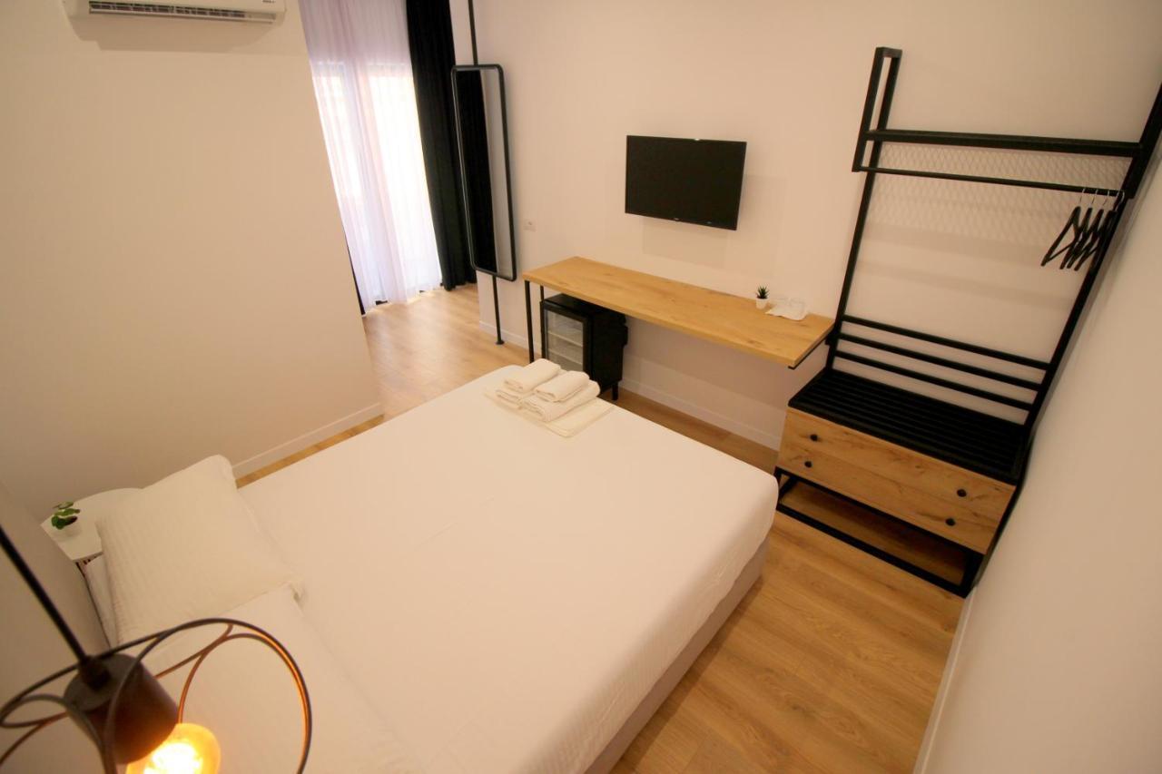 Hotel Qurku 2 Sarandë Esterno foto
